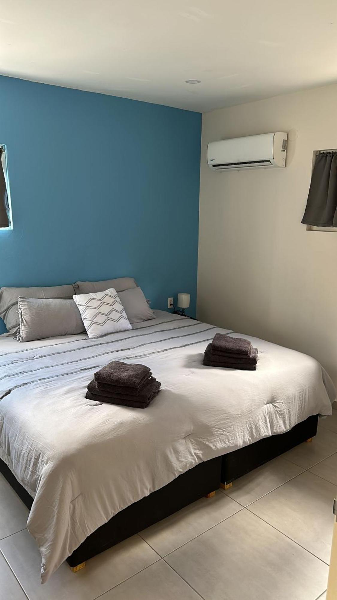Windmill Apartments Curacao 威廉斯塔德 外观 照片