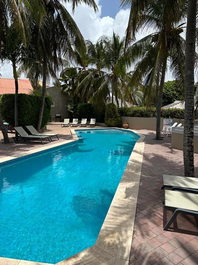 Windmill Apartments Curacao 威廉斯塔德 外观 照片